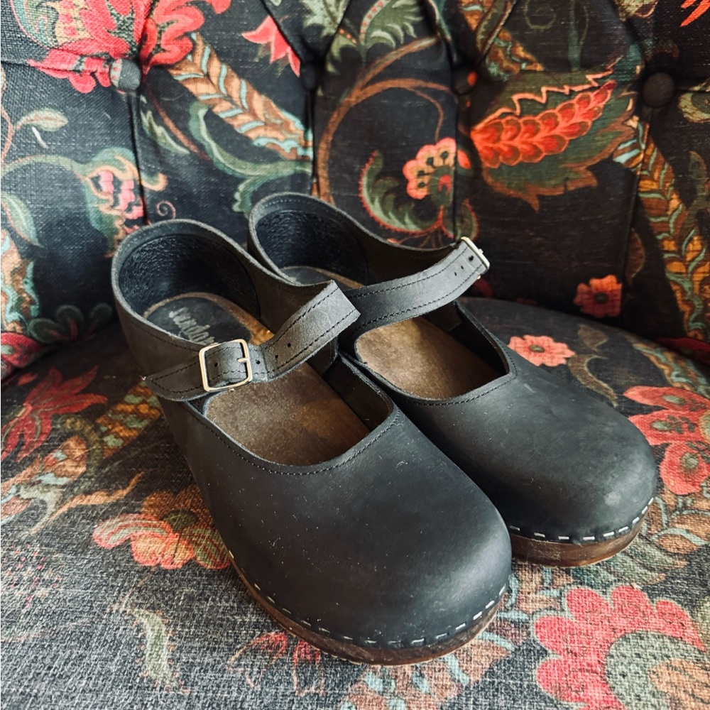 Sandgren Mary Jane Low Black Clog 41